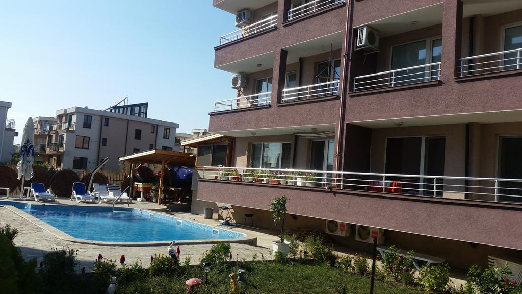 Anfid Apartments Burgas Exterior photo